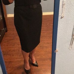 Anne Taylor - Black A skirt